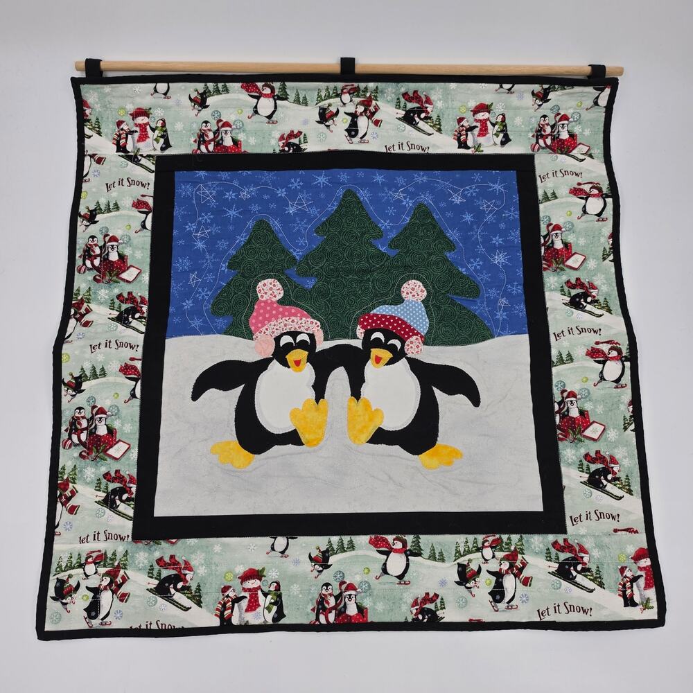 Vtg Handmade Quilt Wall Hanging Tapestry Christmas penguins